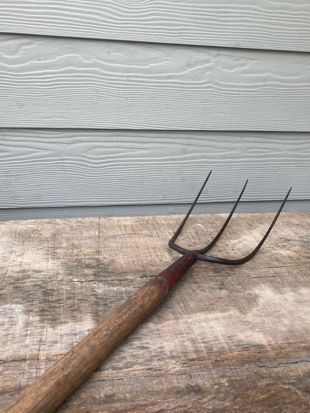 Vintage Garden Pitchfork with Wooden Handle 3 Tines 68” - Picture 10 of 16
